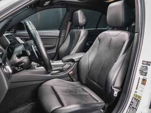 Used 2014 BMW 335i xDrive Sedan AWD/4WD image 35