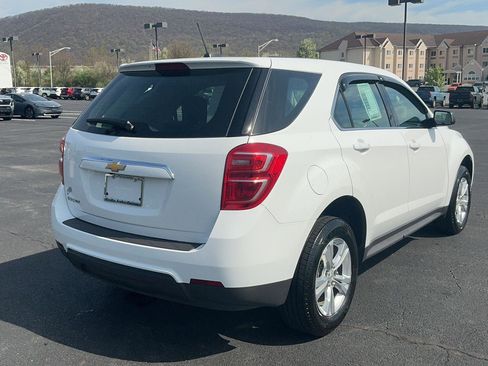 Used 2017 Chevrolet Equinox LS image 7