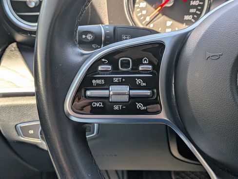 Used 2019 Mercedes-Benz E 300 4MATIC image 17