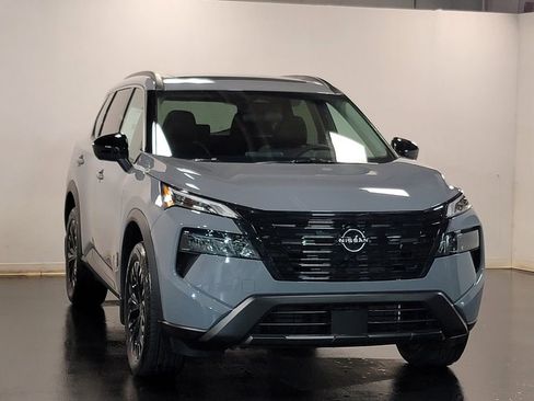 New 2026 Nissan Rogue SV image 2