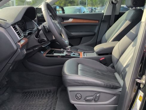 Used 2021 Audi Q5 e Premium Plus w/ Premium Plus Package image 15