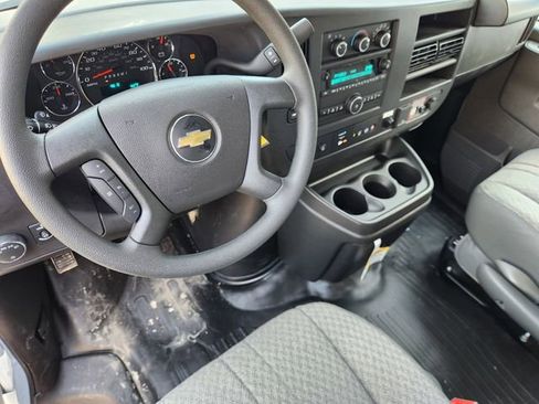New 2025 Chevrolet Express 3500 w/ Power Convenience Package RWD image 27