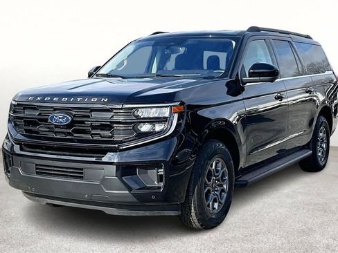 Used 2025 Ford Expedition Max Active AWD/4WD image 14