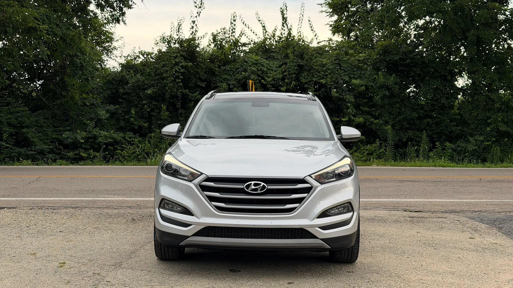 Used 2018 Hyundai Tucson Value FWD image 2