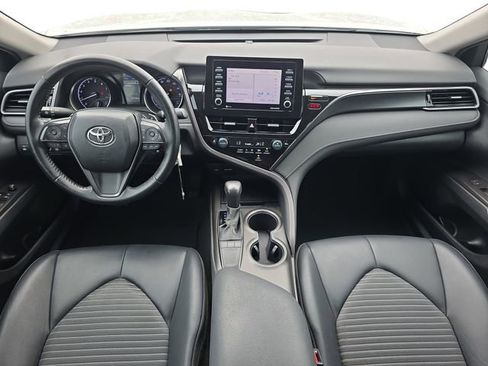 Used 2023 Toyota Camry SE FWD image 10