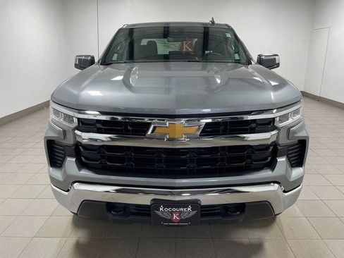 Used 2023 Chevrolet Silverado 1500 LT AWD/4WD image 2
