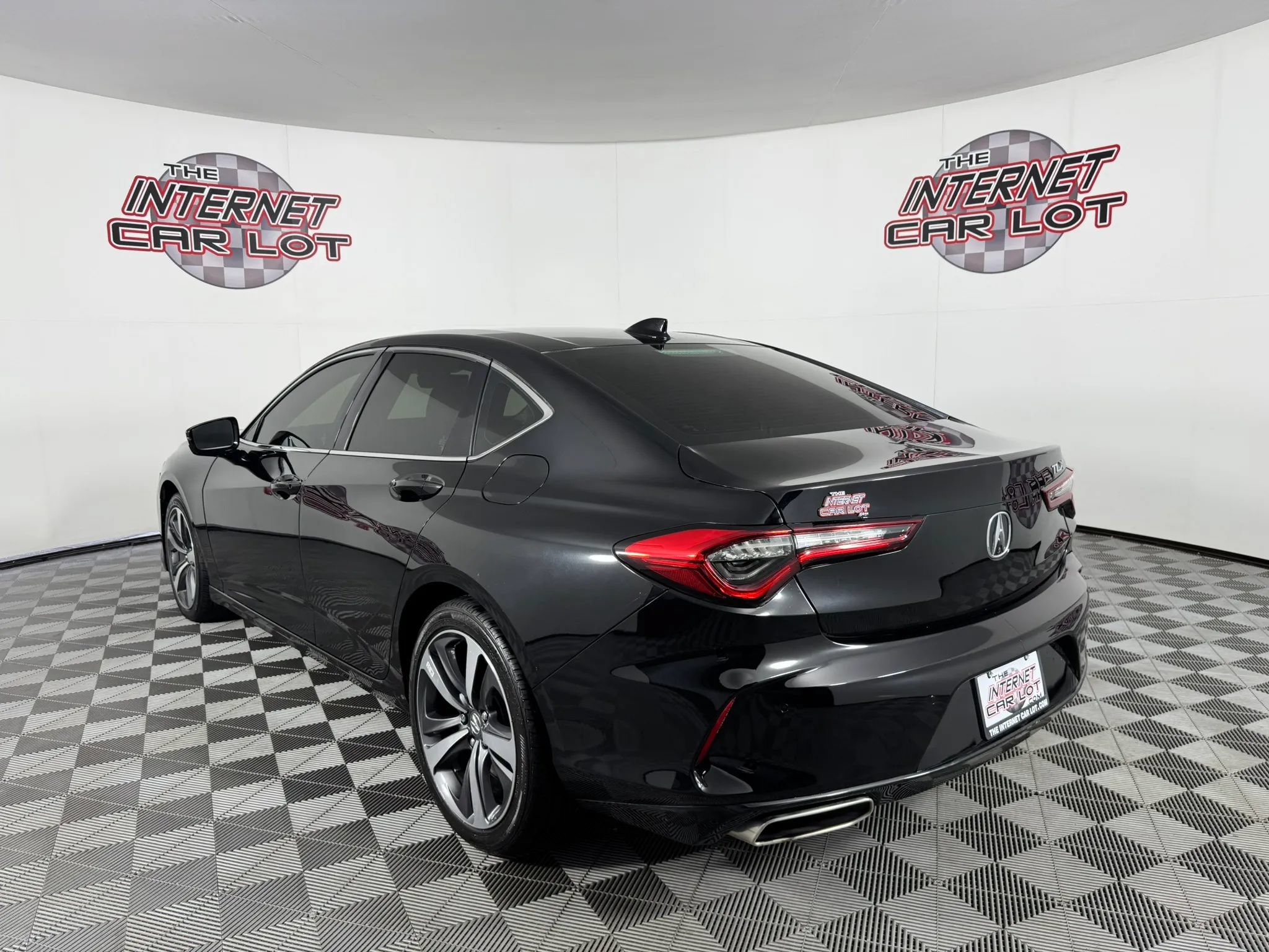 Used 2024 Acura TLX w/ Technology Package FWD image 5