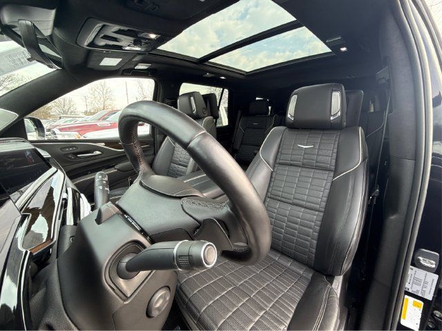Used 2023 Cadillac Escalade Premium Luxury Platinum AWD/4WD image 24