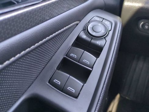 Used 2023 Chevrolet Traverse Premier w/ Redline Edition FWD image 30