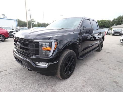 Used 2022 Ford F150 XLT w/ Equipment Group 302A High AWD/4WD image 3