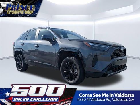 Used 2023 Toyota RAV4 SE AWD/4WD image 1