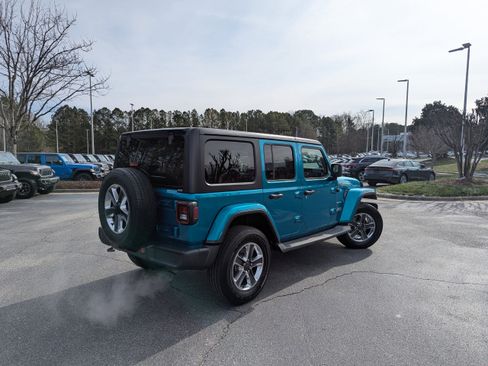 Used 2019 Jeep Wrangler Unlimited Sahara image 5