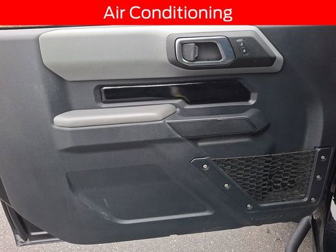 Used 2022 Ford Bronco 2-Door image 12