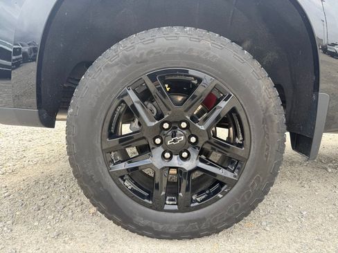 Used 2023 Chevrolet Silverado 1500 RST w/ Convenience Package II image 16