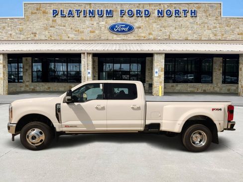 New 2026 Ford F350 Lariat w/ Lariat Ultimate Package AWD/4WD image 3