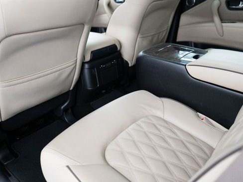 Used 2024 Nissan Armada Platinum w/ Captain's Chairs Package image 24