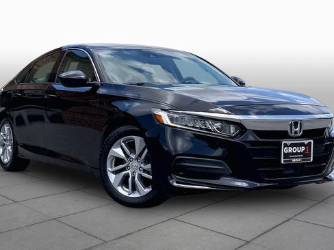 Used 2018 Honda Accord LX image 3