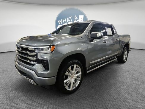 Certified 2025 Chevrolet Silverado 1500 High Country AWD/4WD image 9