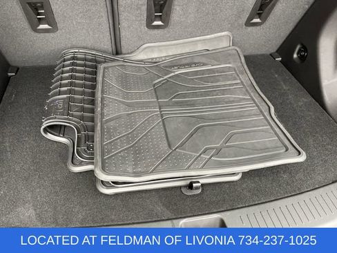 Used 2023 Chevrolet Bolt EUV Premier w/ Sun & Sound Package image 36