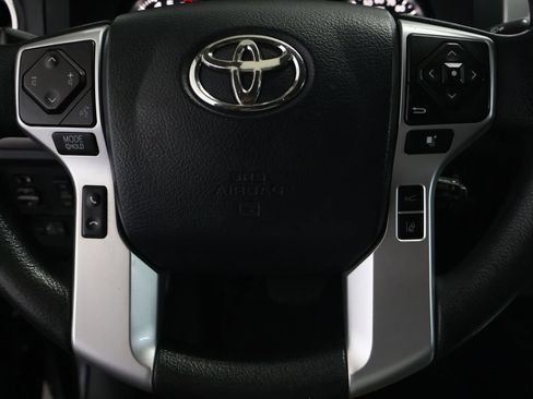 Used 2018 Toyota Tundra SR5 w/ SR5 Upgrade Package RWD image 18