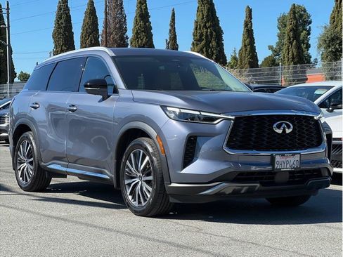 Used 2023 INFINITI QX60 Sensory w/ Vision Package AWD/4WD image 2
