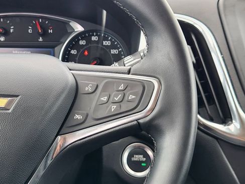 Used 2024 Chevrolet Equinox LT FWD image 29