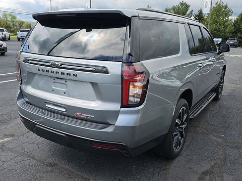 Used 2024 Chevrolet Suburban RST w/ Luxury Package AWD/4WD image 2