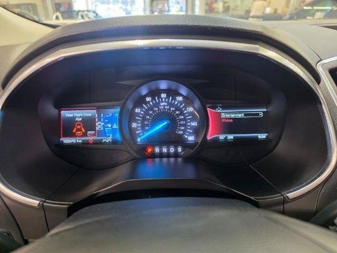Used 2020 Ford Edge Titanium w/ Cargo Accessory Package FWD image 20