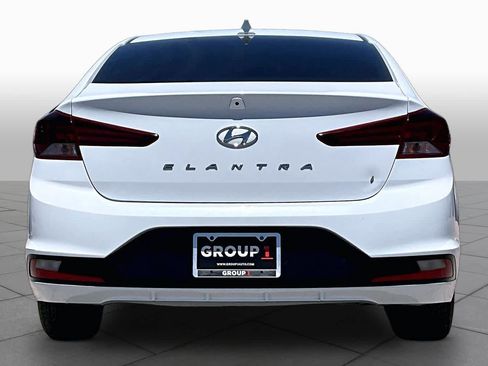 Used 2020 Hyundai Elantra SEL w/ Cargo Package (C1) FWD image 5