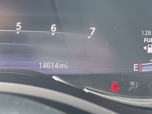 Used 2025 RAM 1500 Laramie w/ Night Edition image 9