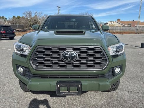 Used 2021 Toyota Tacoma TRD Sport w/ Technology Package image 7