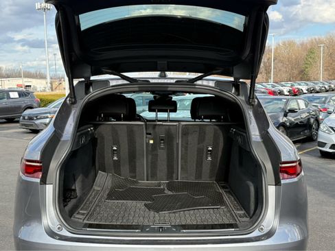 Used 2023 Jaguar F-PACE S image 20