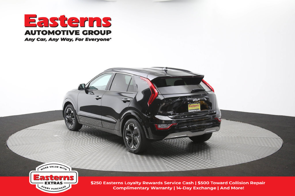 Used 2023 Kia Niro Wave w/ Wave Preserve Package FWD image 38