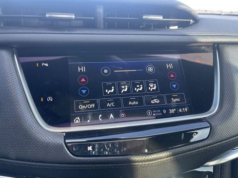 Certified 2024 Cadillac XT5 Premium Luxury image 25