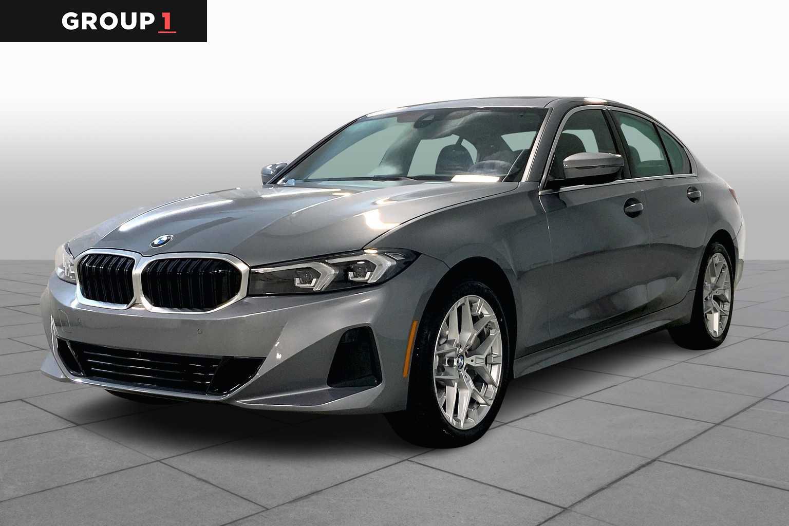 Used 2025 BMW 330i xDrive Sedan w/ Premium Package AWD/4WD image 1