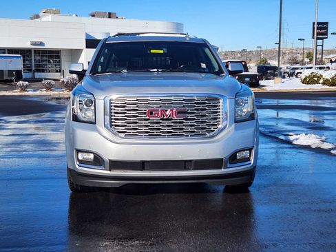 Used 2019 GMC Yukon XL Denali image 5