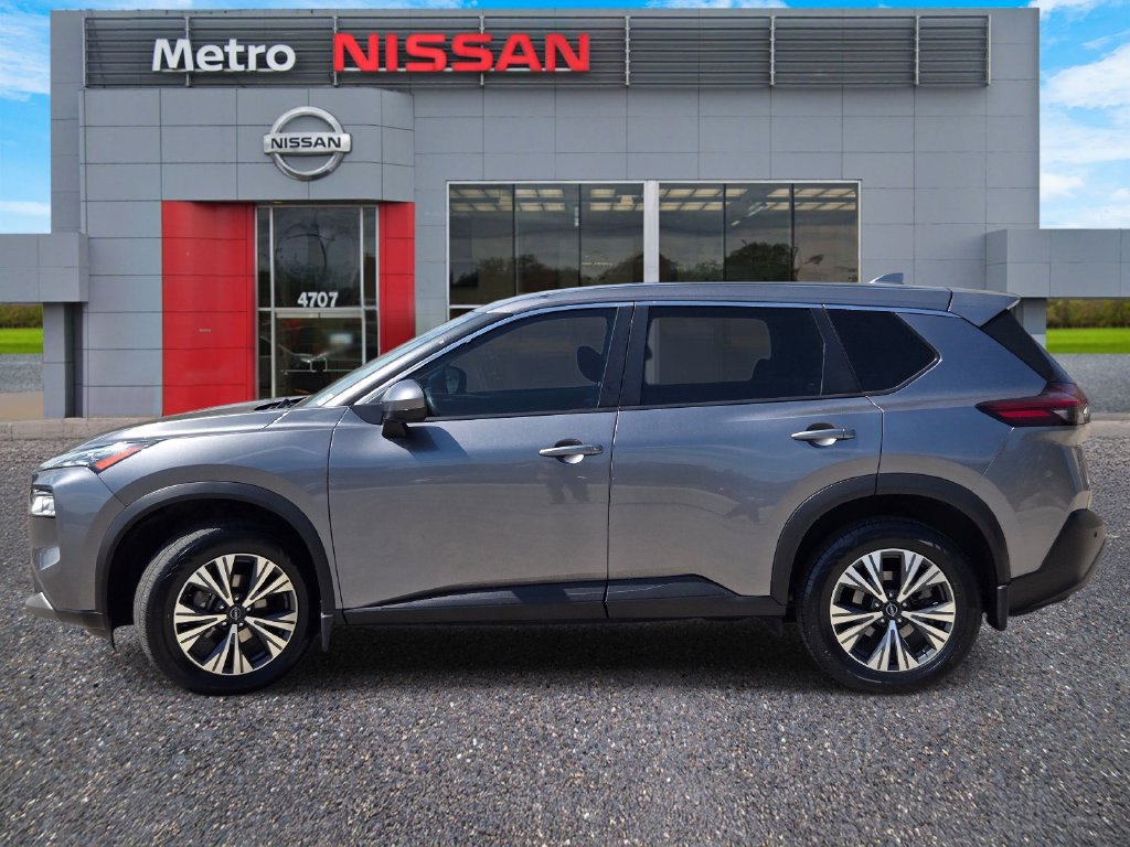Certified 2023 Nissan Rogue SV FWD image 3