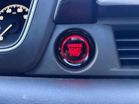 Used 2025 Honda Pilot Touring image 30