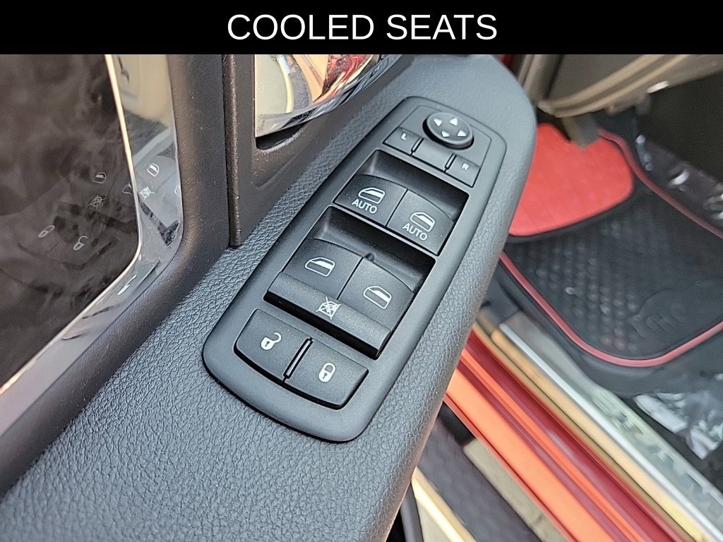Used 2012 RAM 1500 Limited RWD image 19