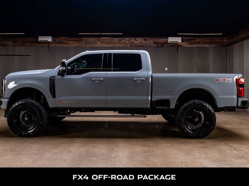 Used 2026 Ford F250 Platinum AWD/4WD image 6