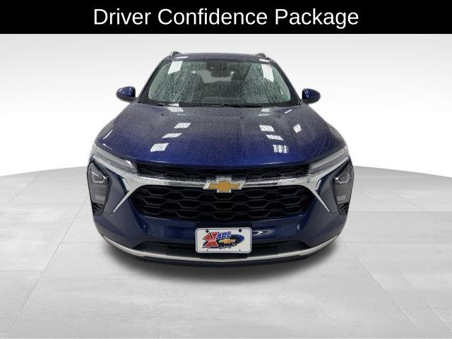 Certified 2024 Chevrolet Trax LT w/ Sunroof Package FWD image 7
