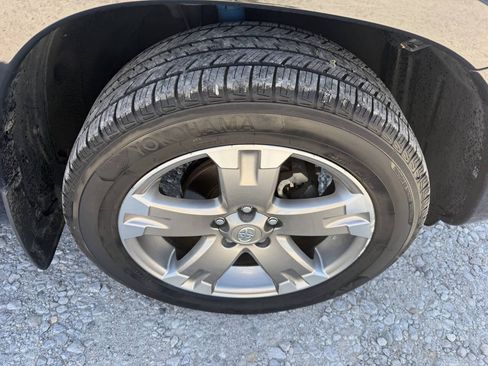 Used 2012 Toyota RAV4 Sport w/ Appearance Pkg FWD image 11
