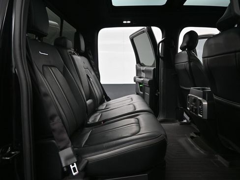 Used 2017 Ford F250 Platinum w/ Platinum Ultimate Package image 12
