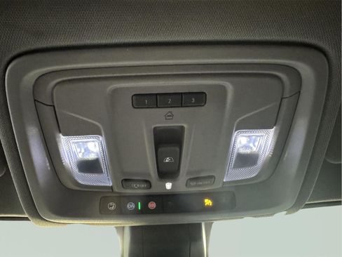 Used 2023 GMC Sierra 3500 Denali image 29