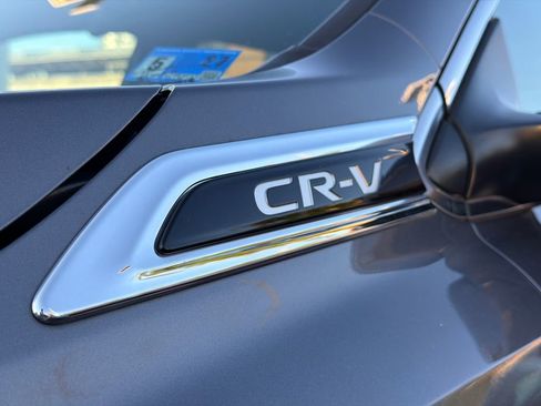 Used 2018 Honda CR-V EX-L image 16