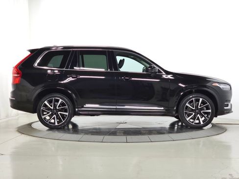 Used 2023 Volvo XC90 B6 Plus w/ Protection Package Premier AWD/4WD image 10