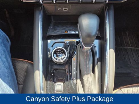 Used 2023 GMC Canyon AT4 w/ AT4 Premium Package AWD/4WD image 30