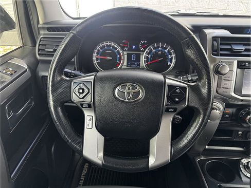 Used 2018 Toyota 4Runner SR5 Premium AWD/4WD image 20
