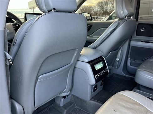 Used 2020 Lincoln Aviator Reserve w/ Equipment Group 201A image 21