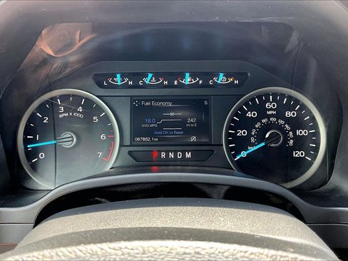 Used 2020 Ford F150 XLT w/ Equipment Group 302A Luxury AWD/4WD image 24